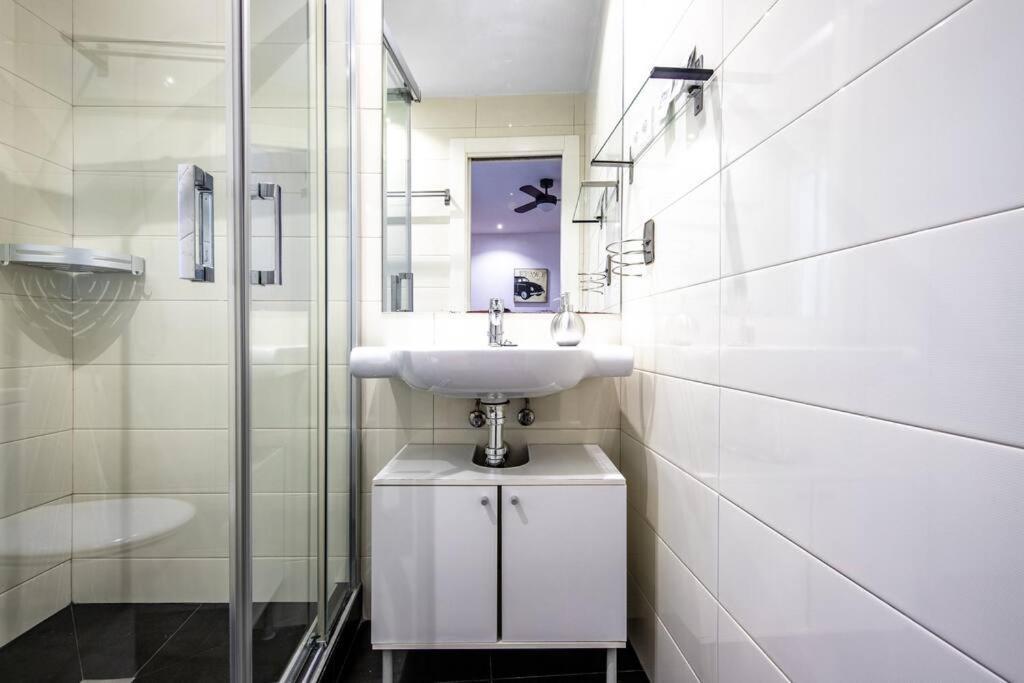 Minimalistic In The Heart Of By Rems Apartment Malaga